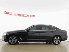 2022 BMW 5 Series 5 530Li, чёрный — фото 5