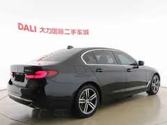 2022 BMW 5 Series 5 530Li, чёрный — фото 15
