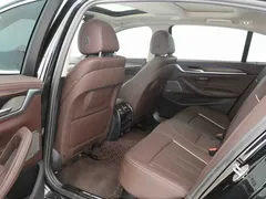 2022 BMW 5 Series 5 530Li, чёрный — фото 16