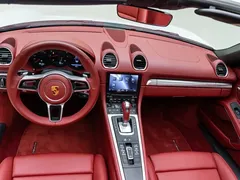 2020 Porsche 718 Boxster 2.0T, белый — фото 10