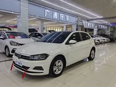 2021 Volkswagen Polo Plus 1.5L AT Panoramic, белый — фото 2