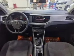 2021 Volkswagen Polo Plus 1.5L AT Panoramic, белый — фото 5
