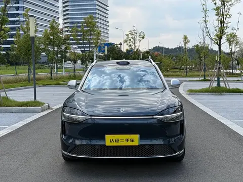 2025 Aito M9 100kWh 6 896