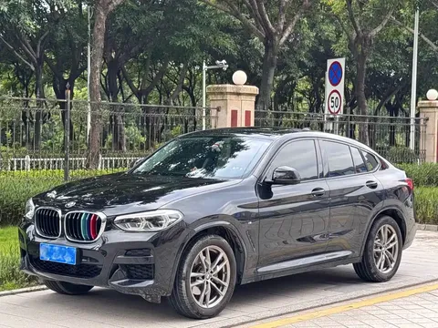 2021 BMW X4 xDrive 25i M