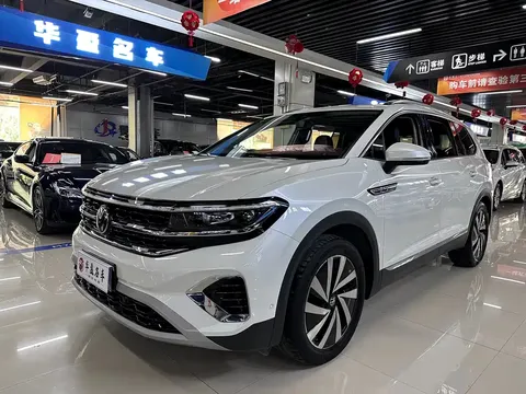 2022 Volkswagen Talagon 380TSI 4WD Pro 6