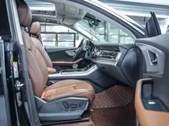 2021 Audi Q8 55 TFSI, чёрный — фото 8