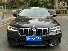 2022 BMW 5 Series 5 530Li M, чёрный — фото 3