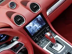 2022 Porsche 718 Boxster 2.0T, белый — фото 14