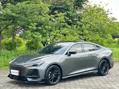 2023 Changan UNI-V 1.5T Sport — фото 1