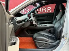 2022 Changan UNI-V 1.5T — фото 4