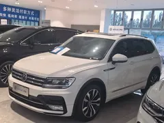 2021 Volkswagen Tiguan L 330TSI AT 2WD R-Line, белый — фото 2