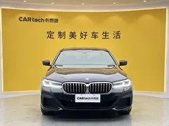 2022 BMW 5 Series 5 530Li M, чёрный — фото 3
