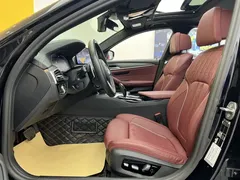 2022 BMW 5 Series 5 530Li M, чёрный — фото 18