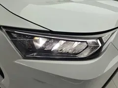 2021 Toyota RAV4 Hybrid 2.5L E-CVT 2WD Elite, белый — фото 5