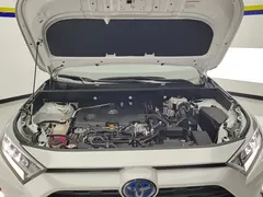 2021 Toyota RAV4 Hybrid 2.5L E-CVT 2WD Elite, белый — фото 10