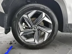 2023 Hyundai Tucson L 1.5T AT 2WD LUX Premium, белый — фото 6