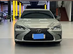 2020 Lexus ES 200 — фото 2