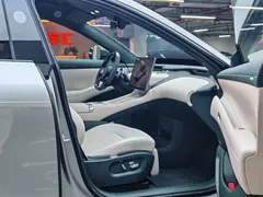 2025 Xiaomi YU7 4WD Max — фото 15