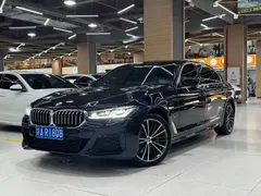 2021 BMW 5 Series 5 530Li M, чёрный — фото 1