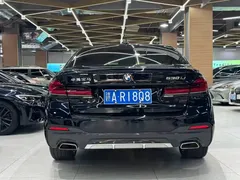 2021 BMW 5 Series 5 530Li M, чёрный — фото 5