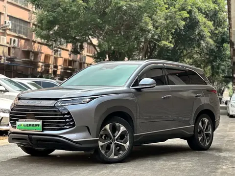 2023 BYD Frigate 07 DM-i 205KM