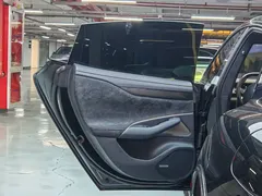 2025 Xiaomi SU7 Ultra Ultra, чёрный — фото 10
