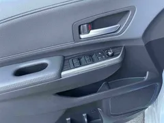 2021 Toyota Sienna 2.5L Hybrid Premium, белый — фото 11