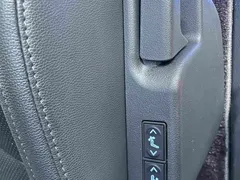2021 Toyota Sienna 2.5L Hybrid Premium, белый — фото 21