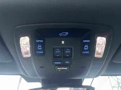2021 Toyota Sienna 2.5L Hybrid Premium, белый — фото 26