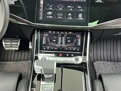 2022 Audi Q8 55 TFSI, чёрный — фото 15