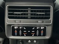 2022 Audi Q8 55 TFSI, чёрный — фото 23