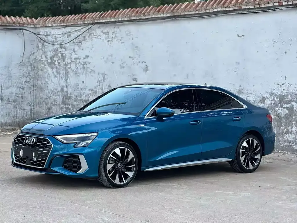 2021 Audi A3 L Limousine 35 TFSI Fashion Sport