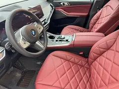 2025 BMW X5 xDrive 30Li M, чёрный — фото 8