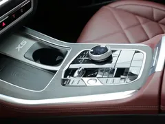 2025 BMW X5 xDrive 30Li M, чёрный — фото 11
