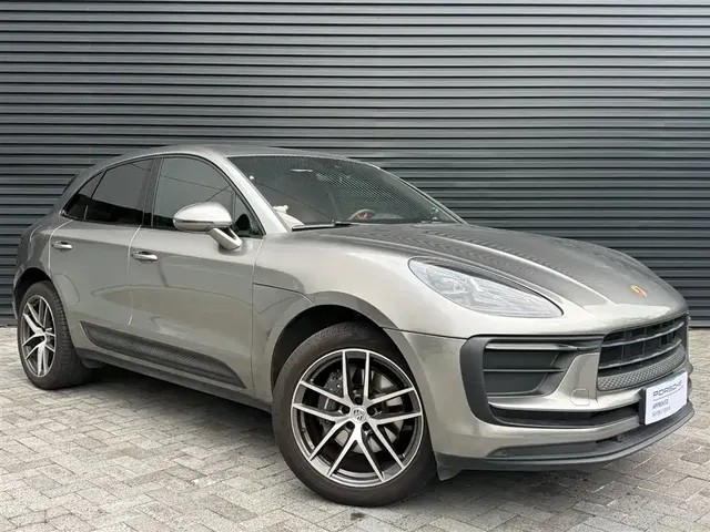 2023 Porsche Macan 2.0T