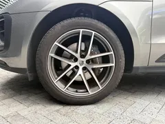 2023 Porsche Macan 2.0T, белый — фото 13