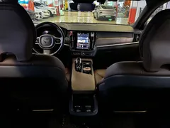 2022 Volvo V90 Cross Country B5 AWD — фото 8