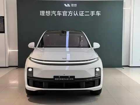 2025 Li Auto L7 Max