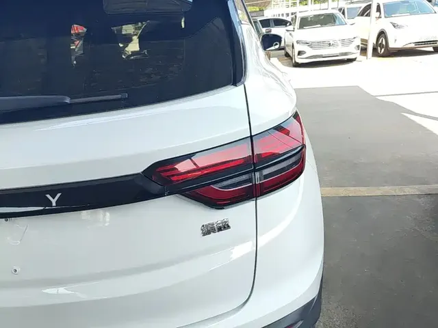 2021 Geely Coolray 1.4T DCT Diamond
