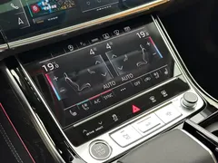 2022 Audi A8L Horch, чёрный — фото 24