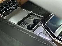 2022 Audi A8L Horch, чёрный — фото 27