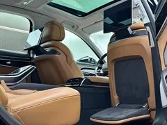 2022 Audi A8L Horch, чёрный — фото 33