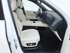 2025 Li Auto L8 Ultra, белый — фото 19