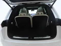 2025 Li Auto L8 Ultra, белый — фото 25