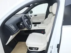 2025 Li Auto L7 Ultra, белый — фото 23