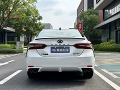2022 Toyota Camry 2.0S, белый — фото 6
