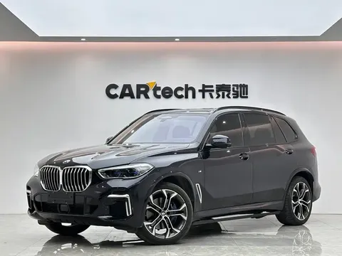 2022 BMW X5 40Li M