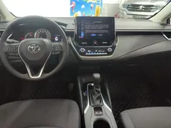 2021 Toyota Corolla TNGA 1.5L CVT Elite, белый — фото 12