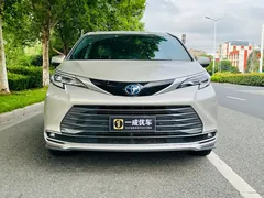 2021 Toyota Sienna 2.5L Hybrid Premium — фото 6