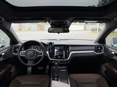 2021 Volvo S60 T4 Luxury, белый — фото 3
